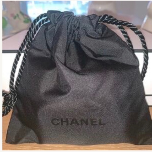 ♦️Chanel drawstring fabric cosmetics makeup jewelry pouch - Picture 1 of 1